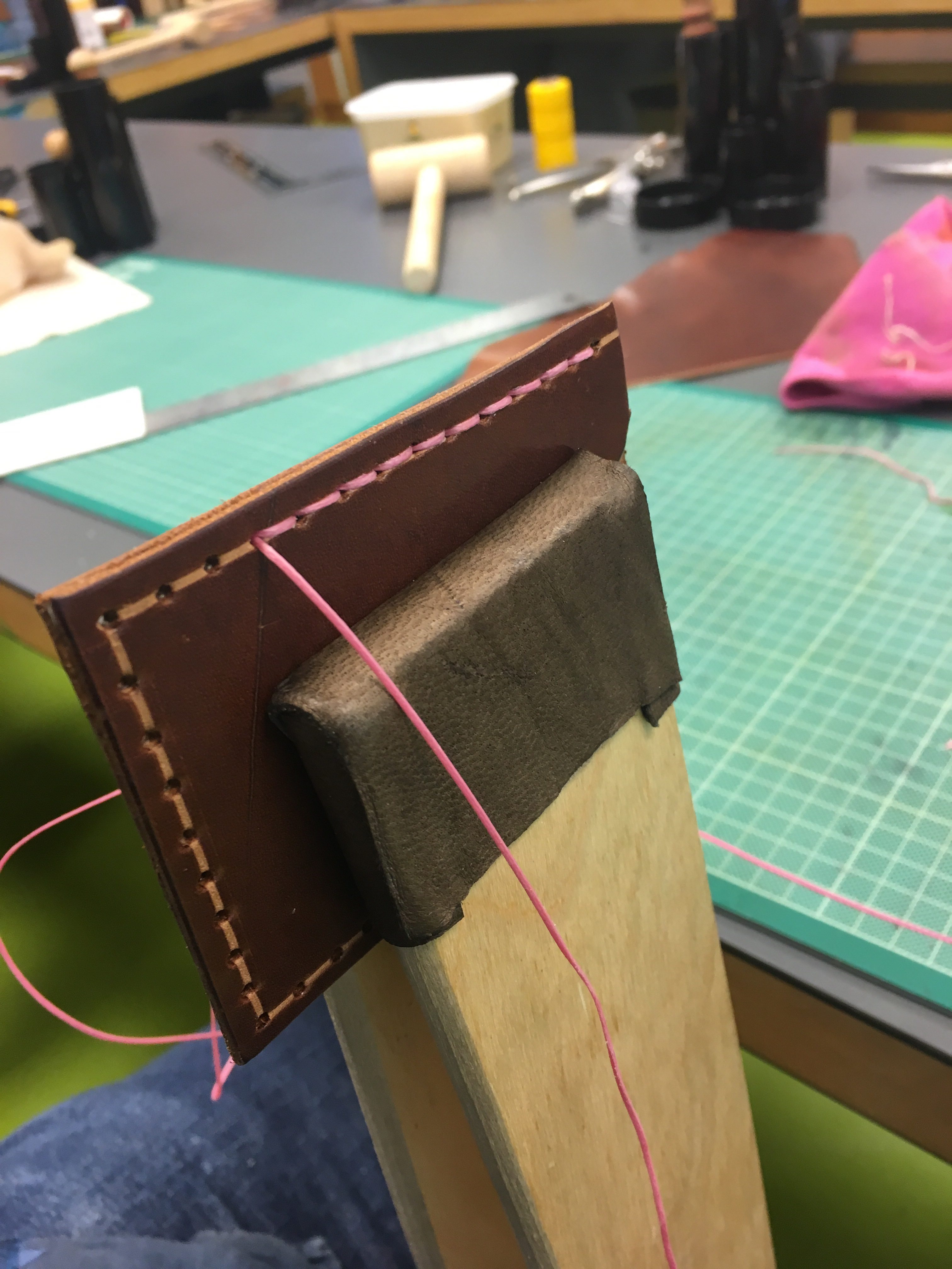 Leathercraft – Card wallet