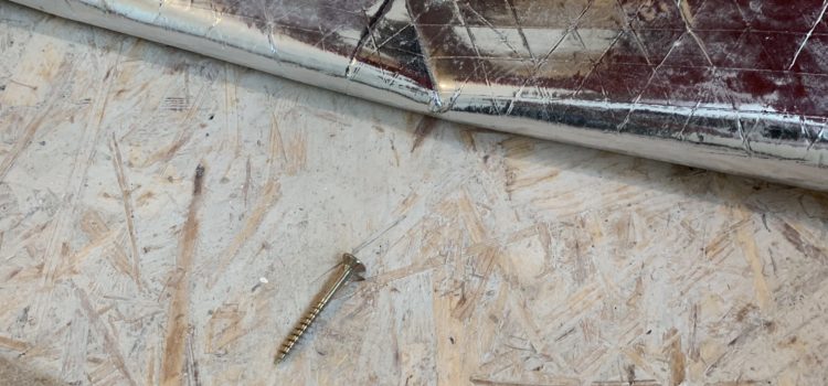 Taking up the laminate in the master bedroom Taking up the laminate in the master bedroom