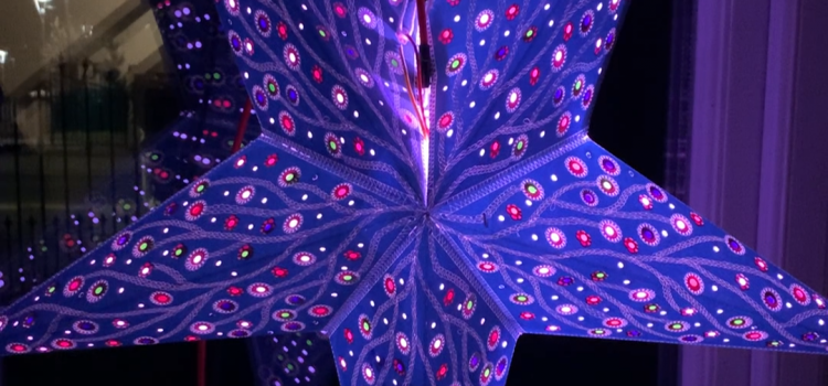 Colour-cycling a Christmas Star Colour-cycling a Christmas Star