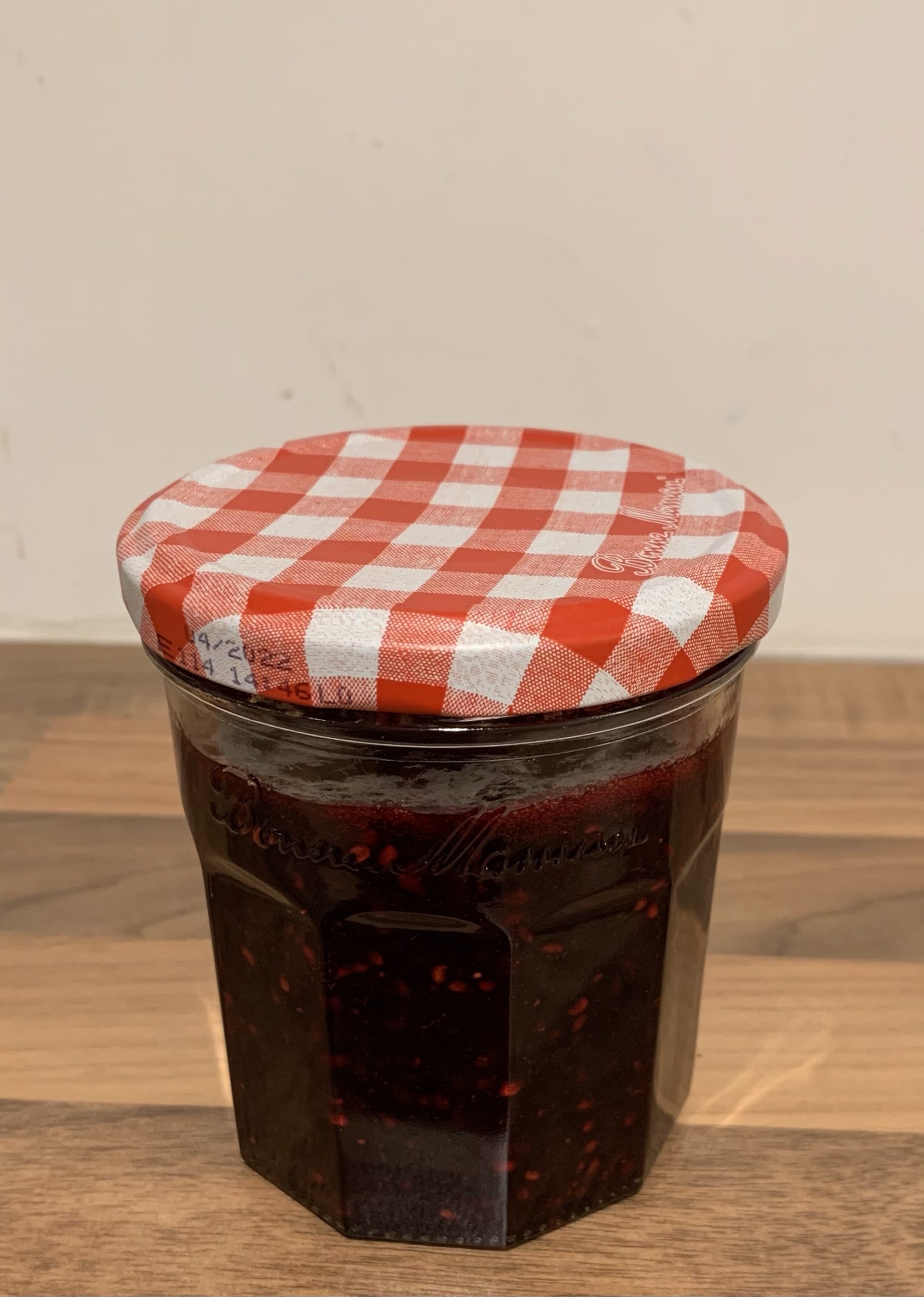 Turning berries into jam