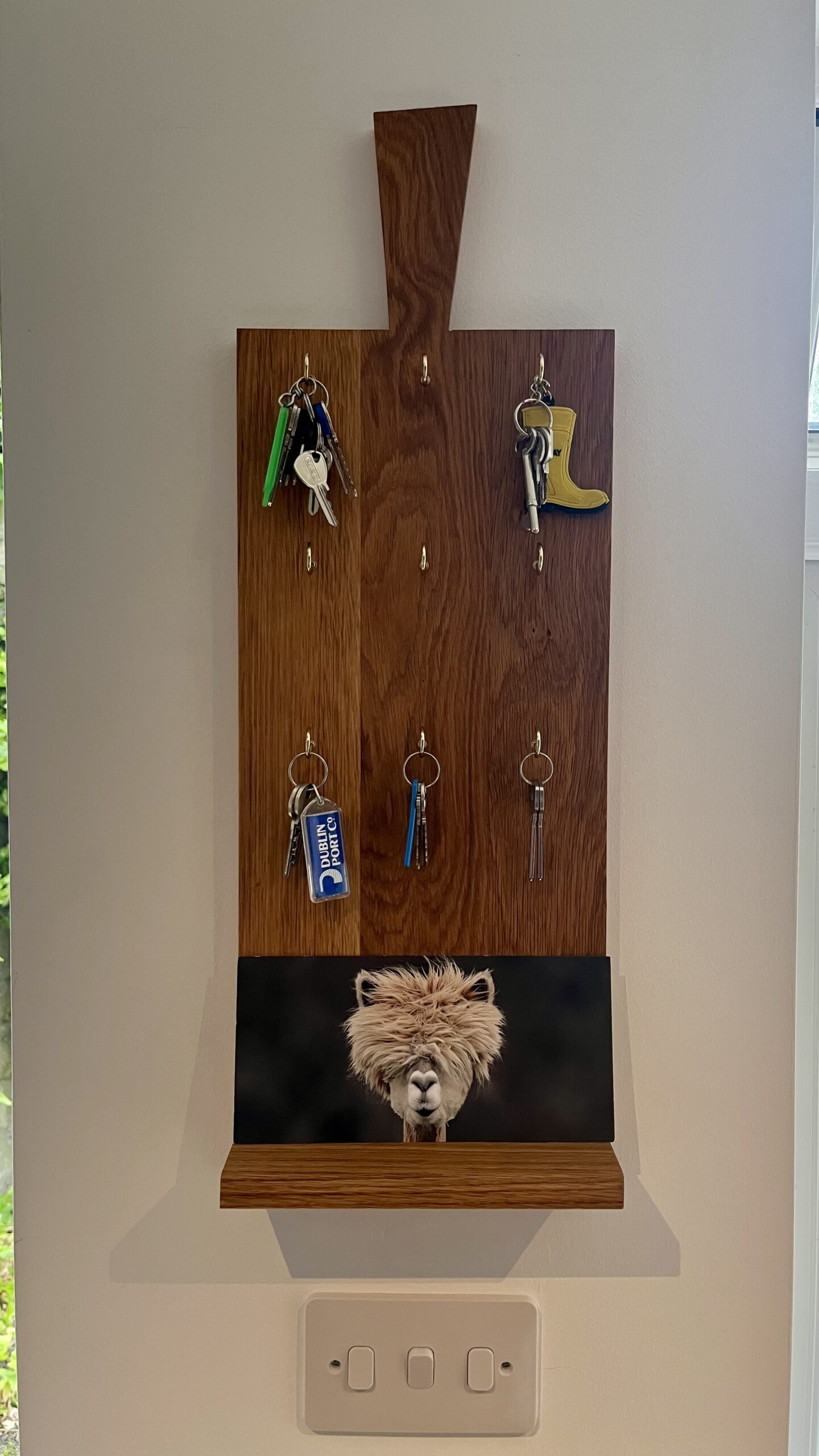 Woodworking: A custom key rack